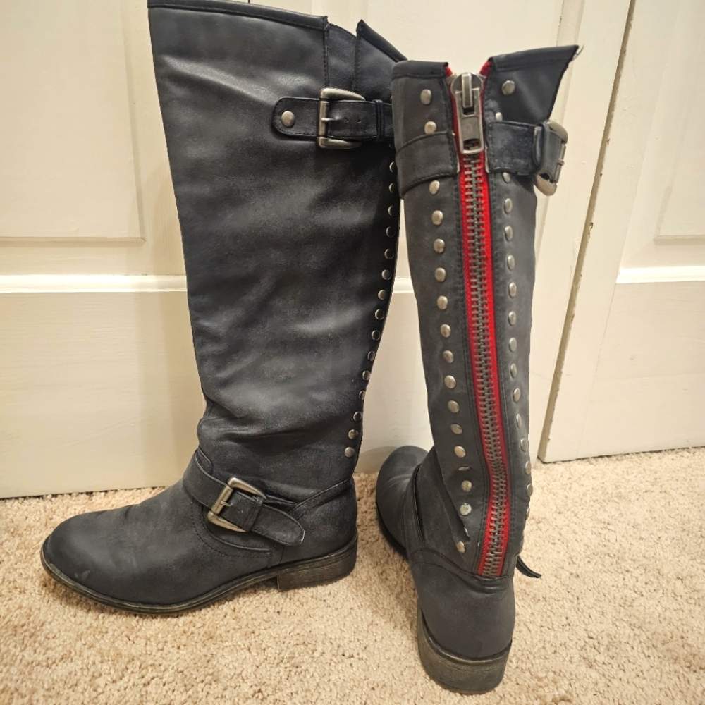 Cactuss Women's Gray and Red Zip-Up Boots Sz 6